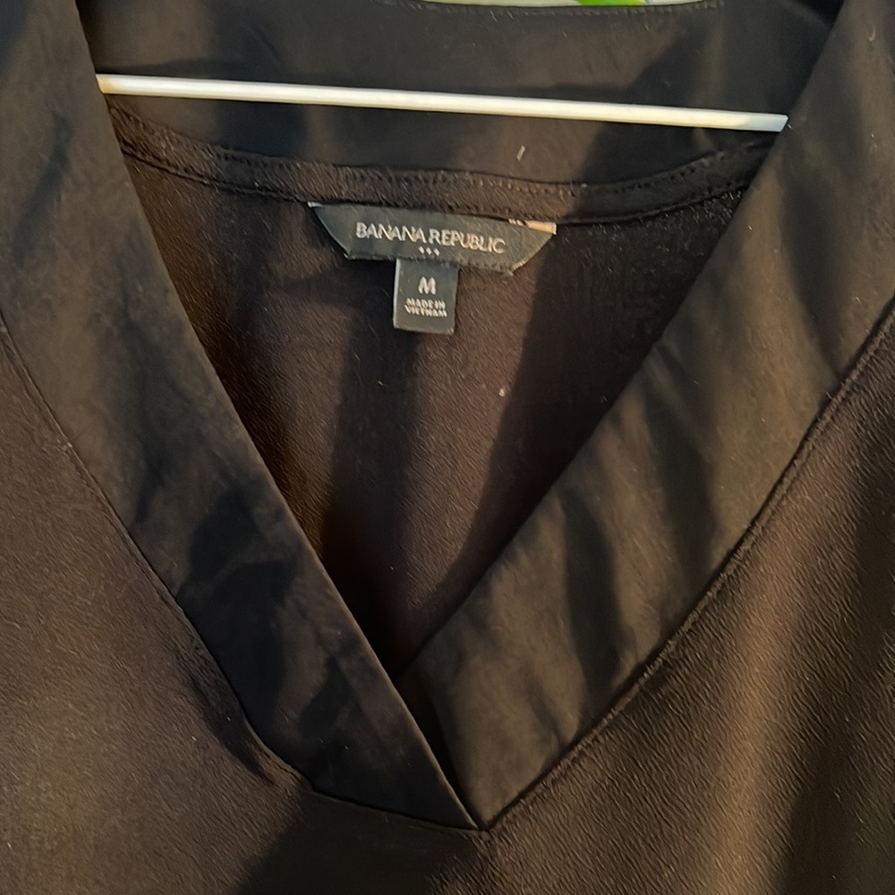 V neck blouse - Picture 2 of 2
